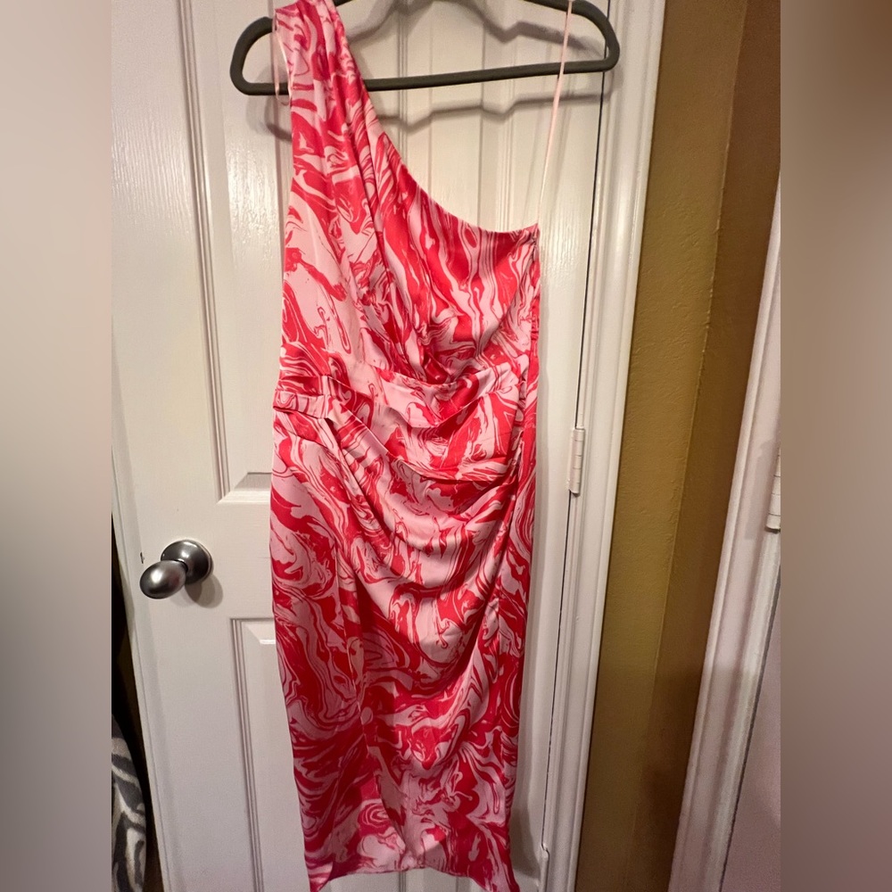 NWT DO+BE Elegant Pink Marble One-Shoulder Wrap Dress, Size Medium